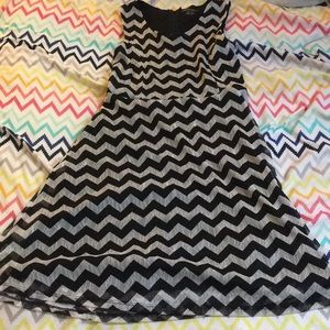 Casual dress with lace